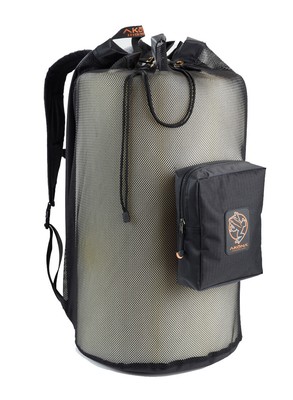 akona collapsible mesh backpack